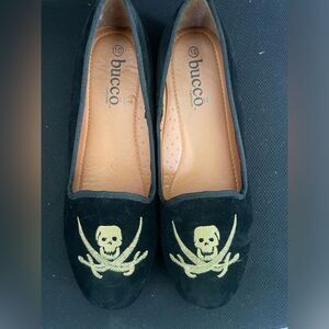 Bucco Black Flats with Gold Embroidered Pirates and Swords Size 10